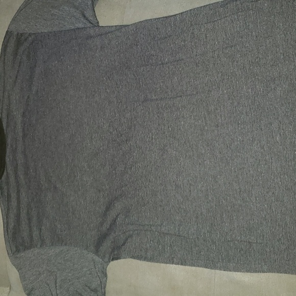 Billabong Custom Cut Tshirt - Picture 3 of 3